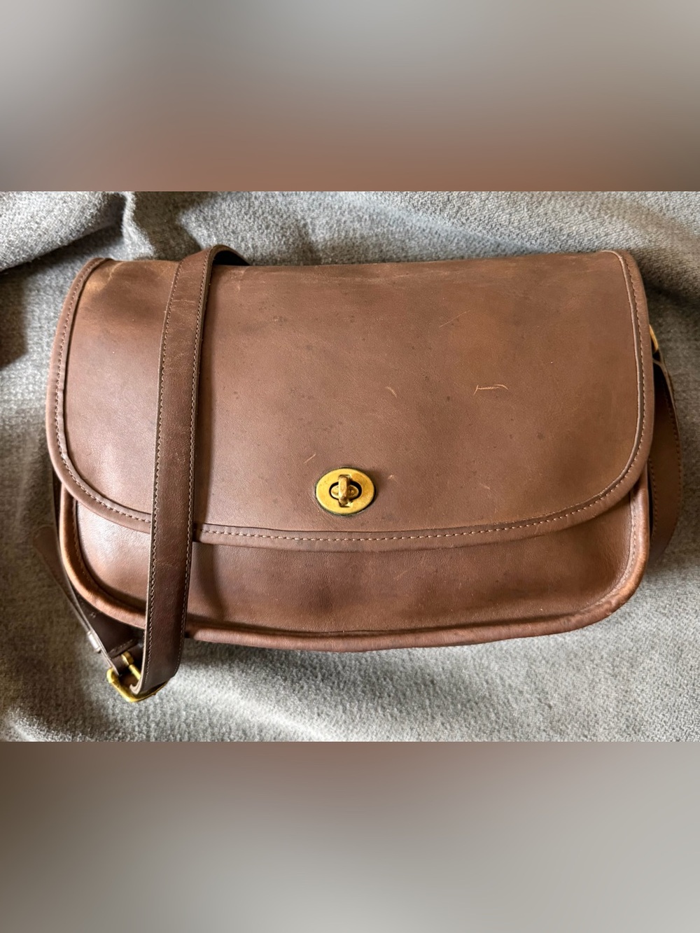 Vintage Coach Saddle City Bag NYC